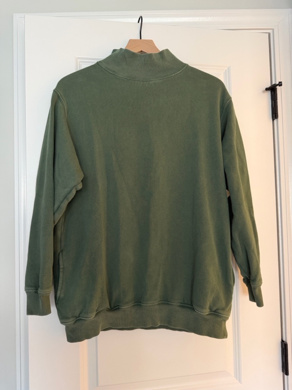 Aerie Oversized Mockneck Sweatshirt with Pockets Size Small *read description - Picture 2 of 9